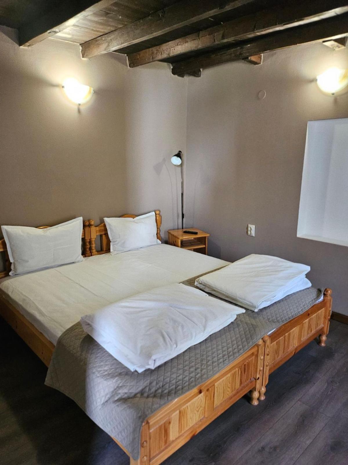 Orehite-Family Hotel ,Food & Pool Bozhichen Extérieur photo