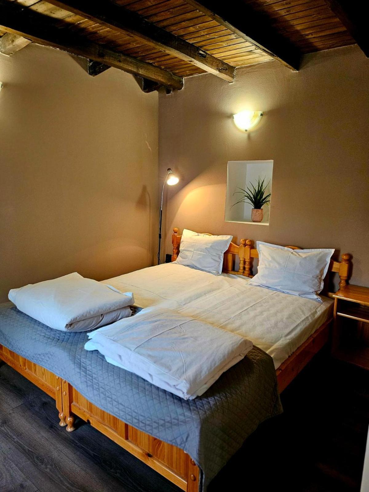 Orehite-Family Hotel ,Food & Pool Bozhichen Extérieur photo